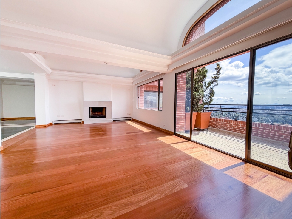 Penthouse para venta y arriendo en bosque medina