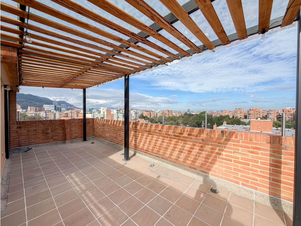 Apartamento con terraza para arriendo en bella suiza
