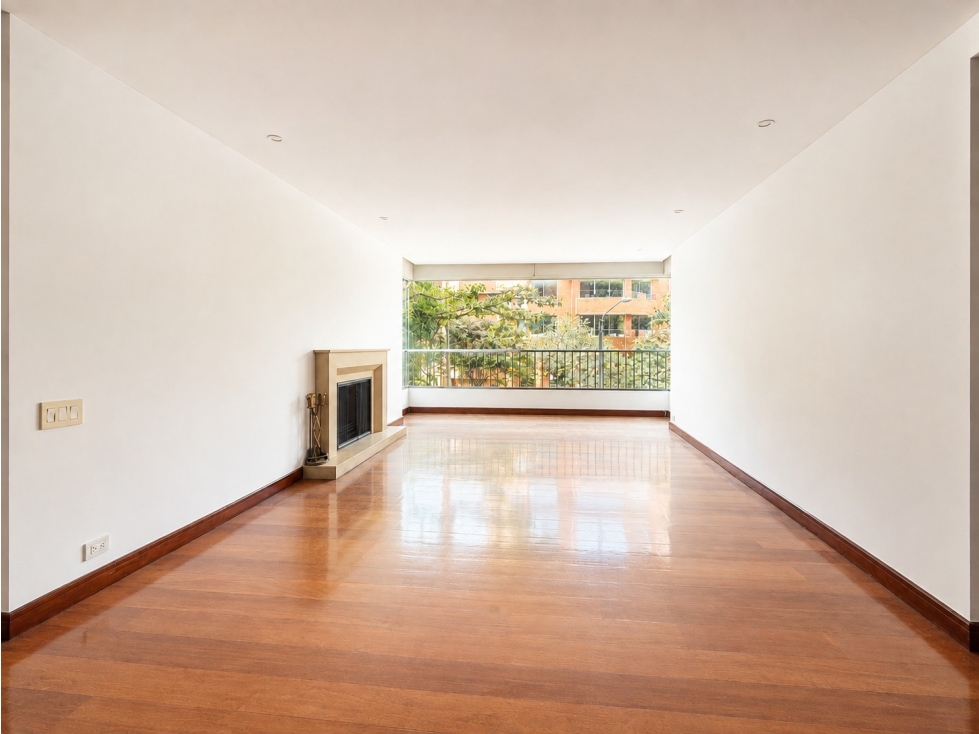 Arriendo apartamento de 320 m² en La Cabrera — foto 3