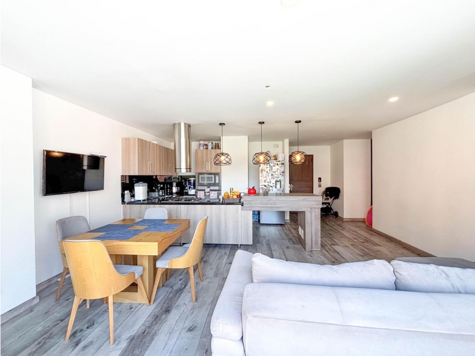 Venta apto exterior con balcón en Rincón del Chicó — foto 5