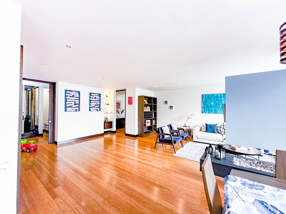 Increible e iluminado apartamento para venta en santa paula — foto 5