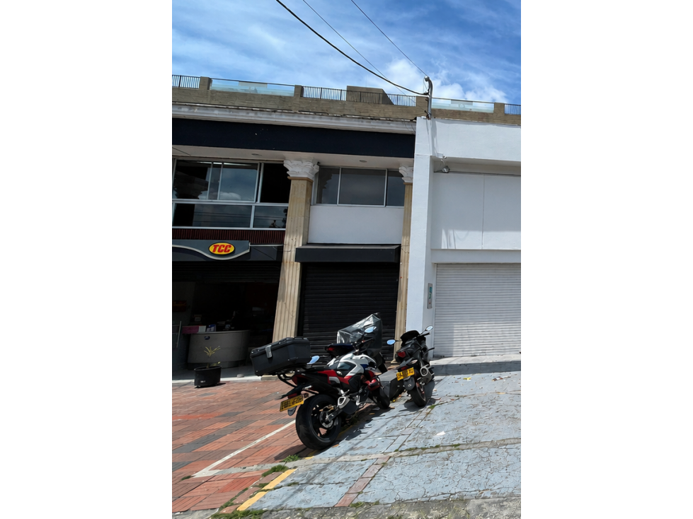 Arriendo Local 2 piso 120 mtrs Santa Paula — foto 5