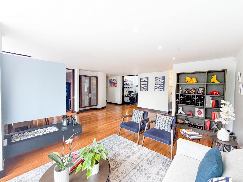 Increible e iluminado apartamento para venta en santa paula — foto 3