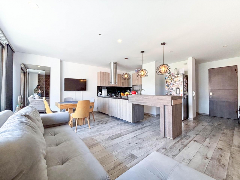 Venta apto exterior con balcón en Rincón del Chicó — foto 4