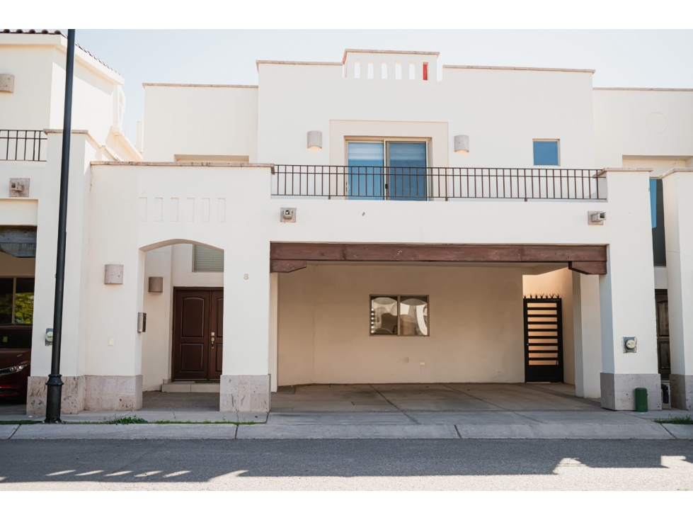 SE RENTA CASA EN LA ENCANTADA RESIDENCIAL