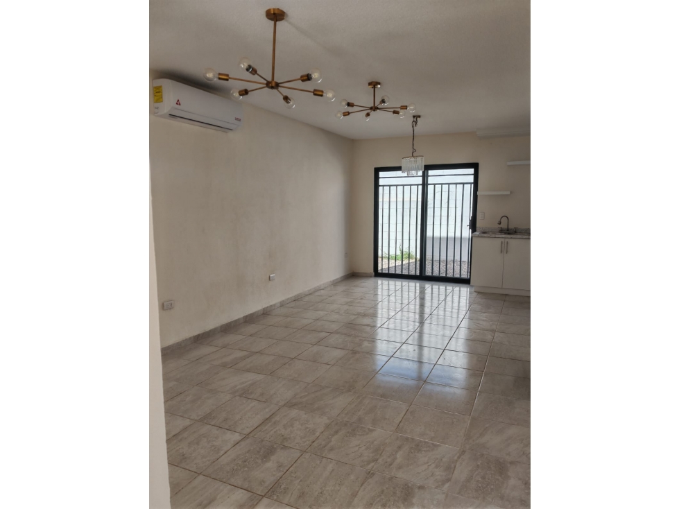SE RENTA CASA EQUIPADA EN ACACIA RESIDENCIAL - 2