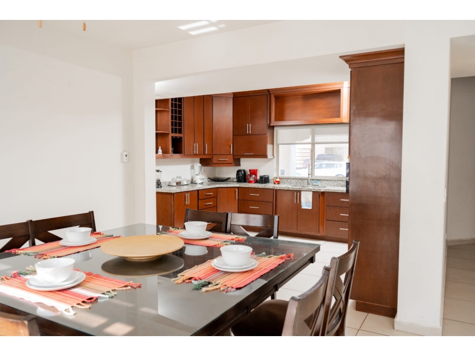 SE RENTA CASA EN LA ENCANTADA RESIDENCIAL - 3