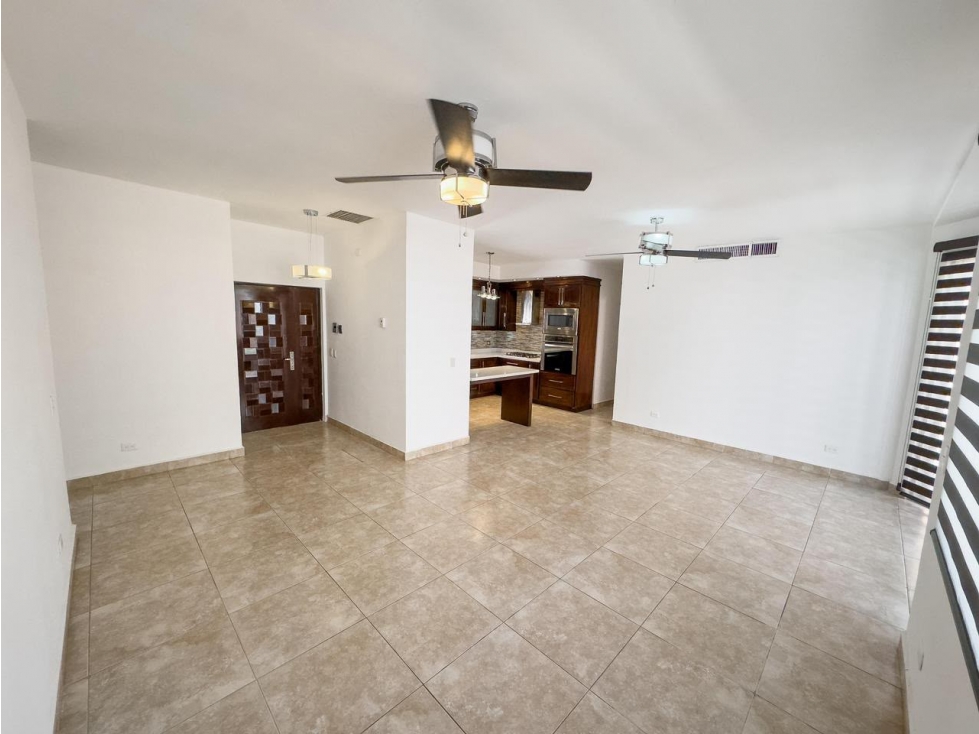 SE VENDE CASA EQUIPADA DE UNA PLANTA EN LA ENCANTADA RESIDENCIAL — foto 3