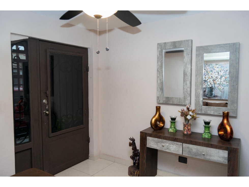 SE VENDE CASA EQUIPADA EN LA COLINIA LAS QUINTAS - 4