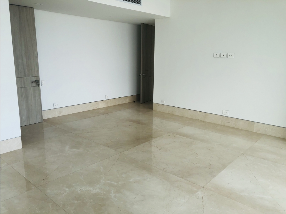 Vendo Espectacular apartamento frente a la bahia de castillo grande! — foto 2