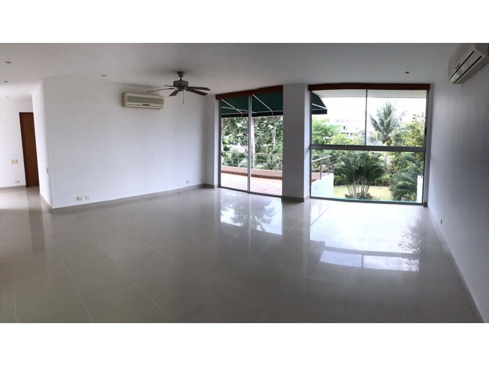 En Cartagena VENDO hermoso apartamento vista al lago en Laguna Club — foto 3