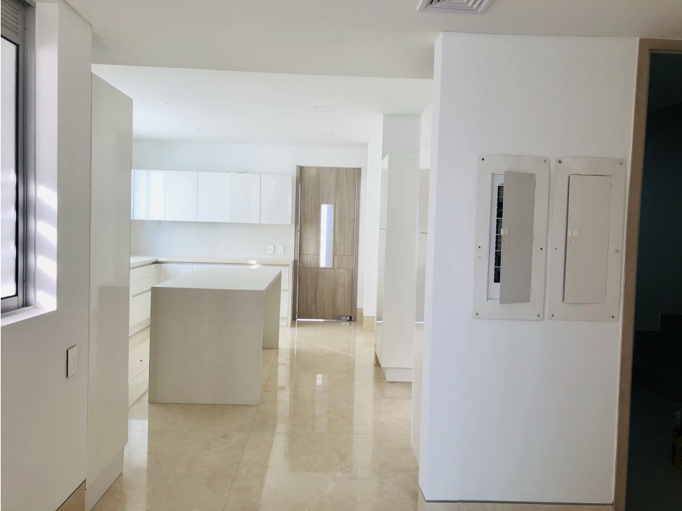 Vendo Espectacular apartamento frente a la bahia de castillo grande! — foto 6