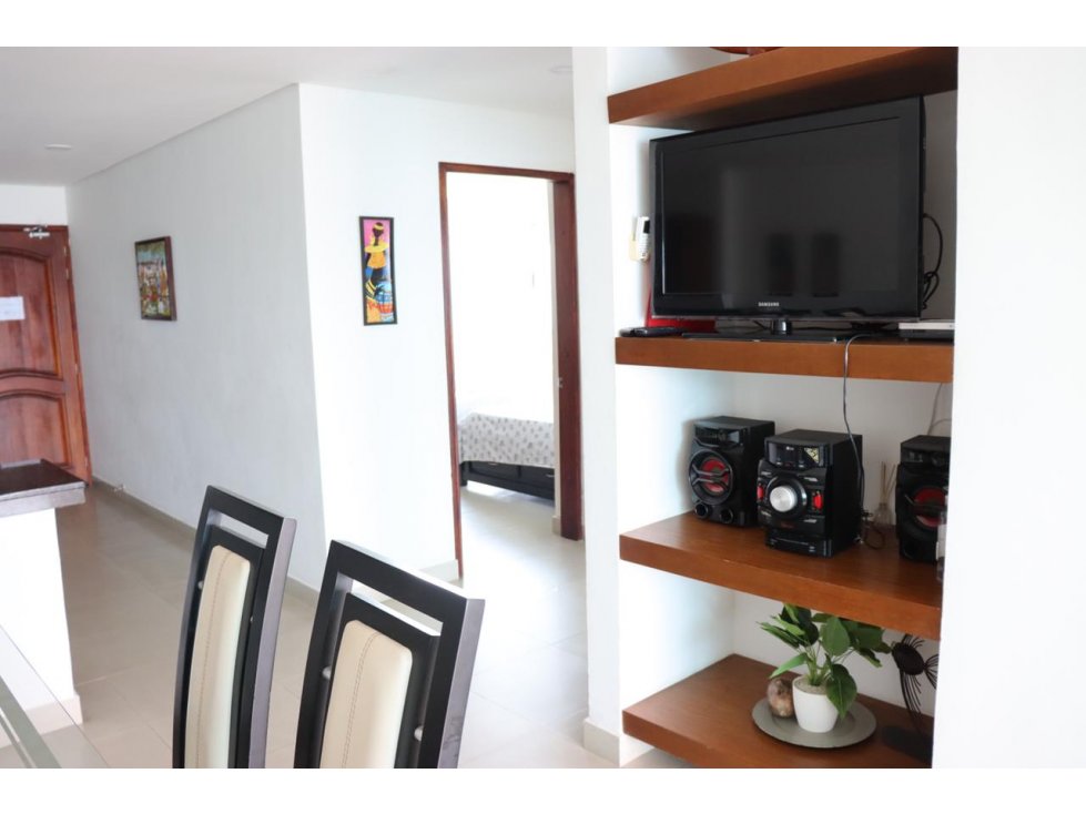 En Cartagena VENDO apartamento en el laguito — foto 2
