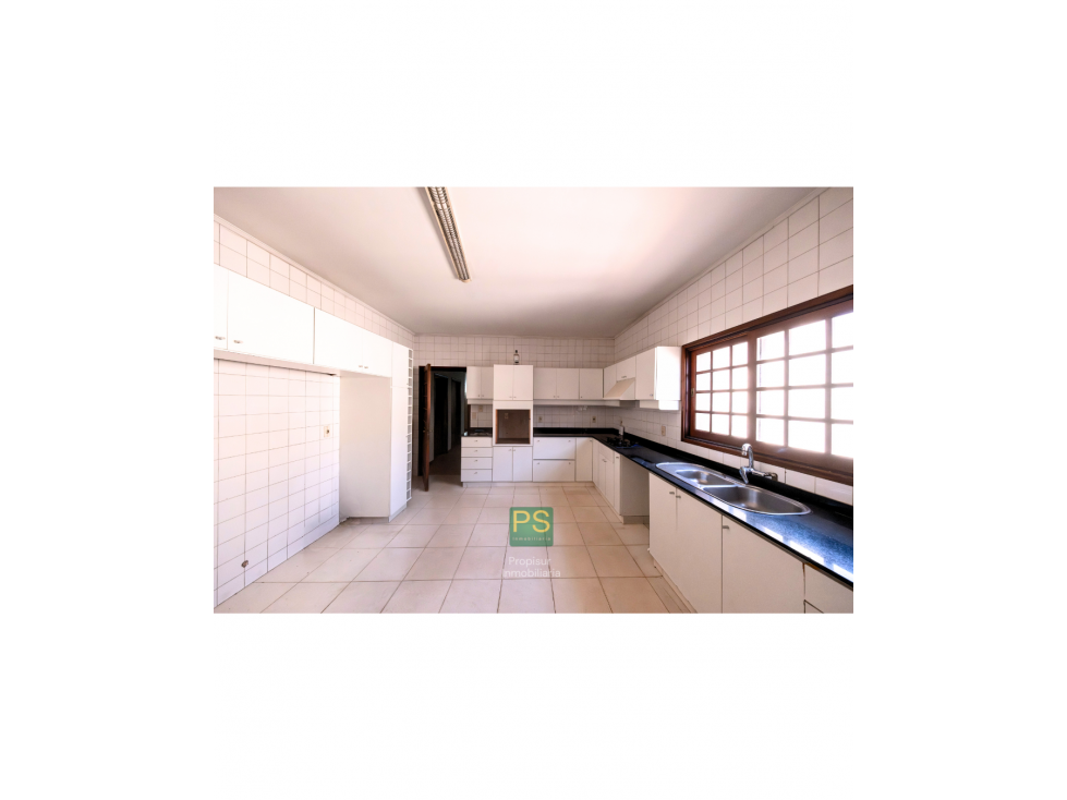 HERMOSA CASA EN VENTA - ASUNCIÓN SOBRE MCAL. LÓPEZ — foto 5