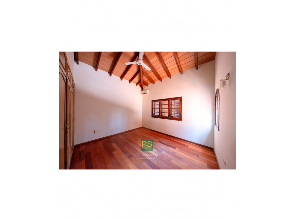 HERMOSA CASA EN VENTA - ASUNCIÓN SOBRE MCAL. LÓPEZ — foto 6