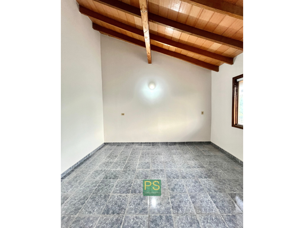 DEPARTAMENTO EN MARIANO ROQUE ALONSO - 6