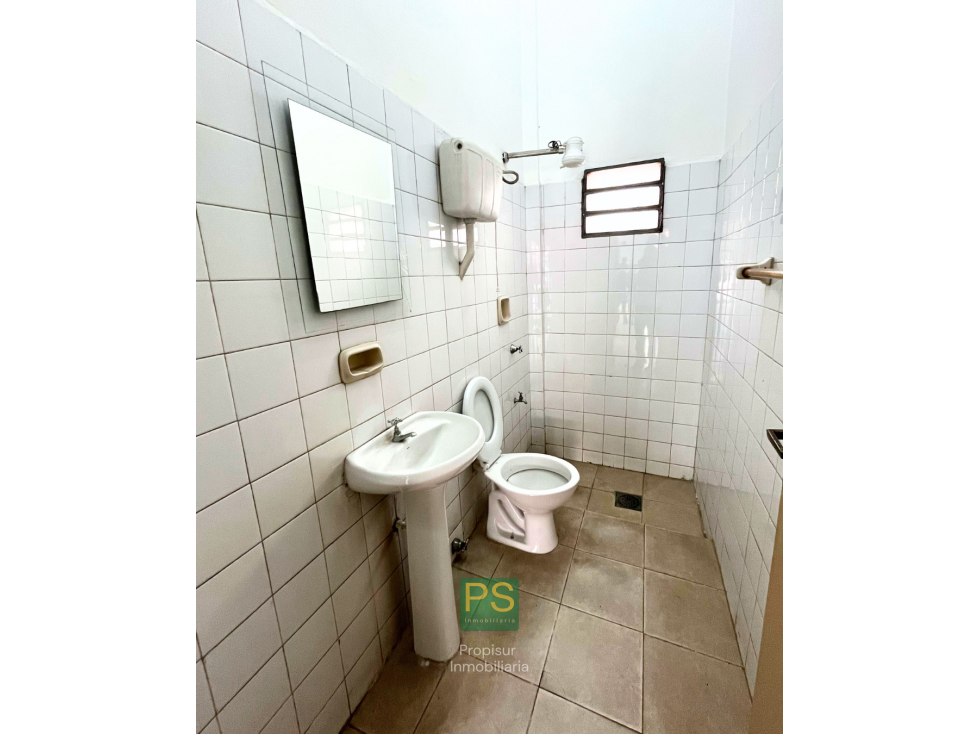 HERMOSO Y AMPLIO SALÓN EN SAN LORENZO - 5