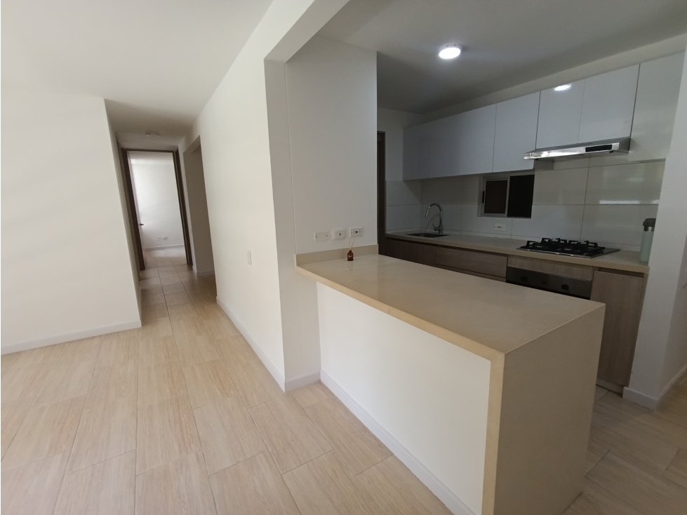 APARTAMENTO EN ARRIENDO EN RIO ALTO