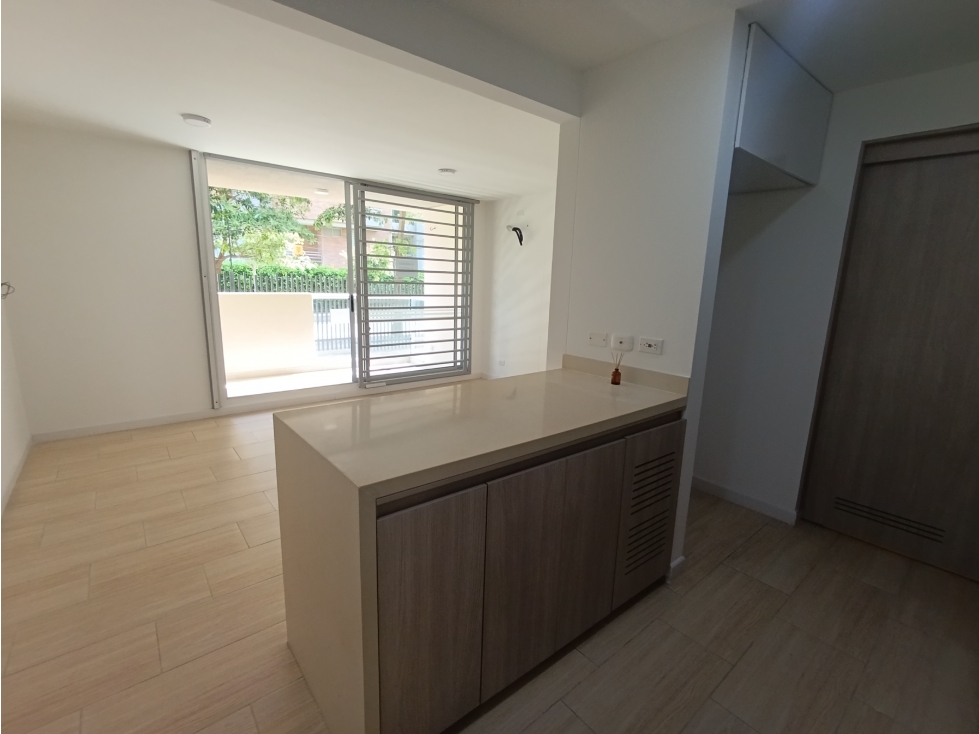 APARTAMENTO EN ARRIENDO EN RIO ALTO — foto 3