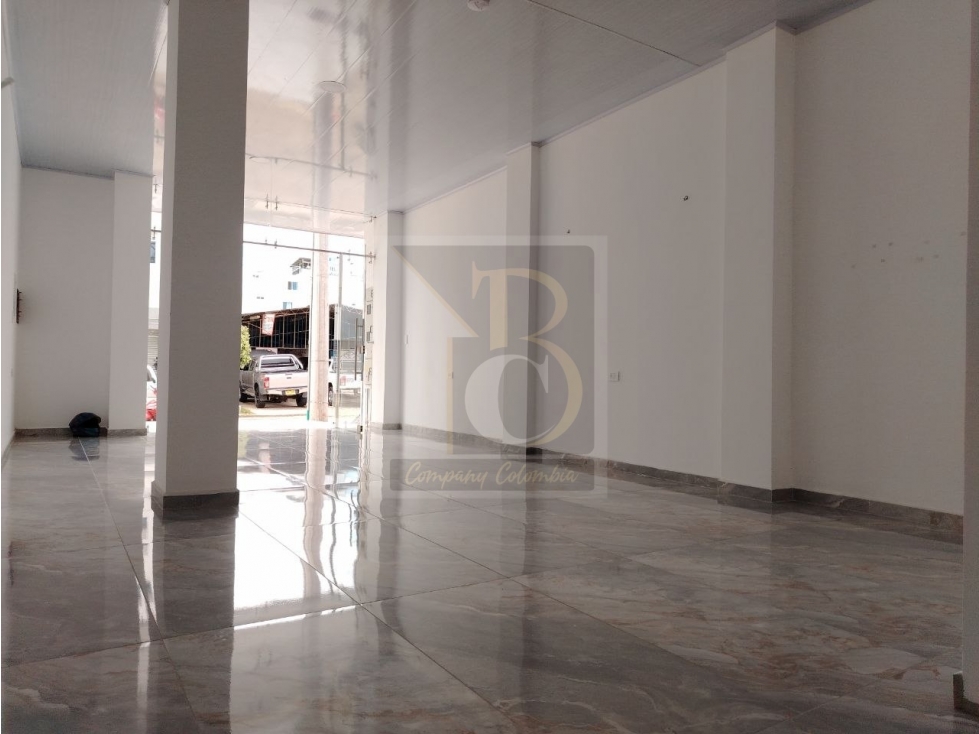 SE ARRIENDA LOCAL COMERCIAL PRIMER PISO - EDIFICIO SAN JORGE - 6