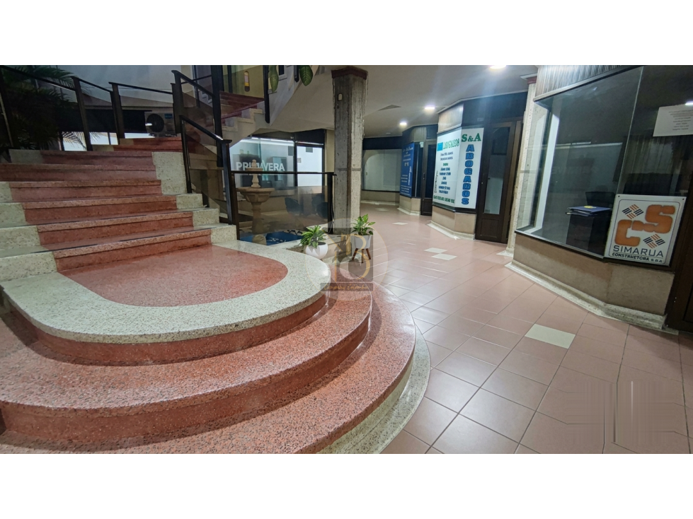 ARRIENDA OFICINA EN CENTRO COMERCIAL HORIZONTE - 2