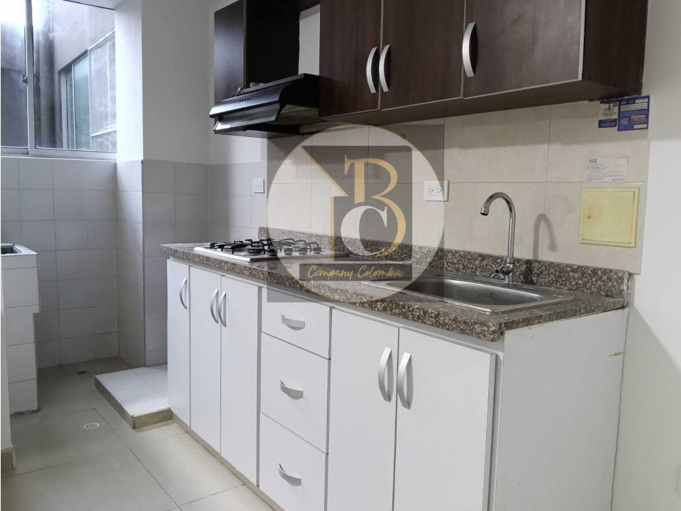 SE ARRIENDA APARTAMENTO EN EDIFICIO TORREMOLINOS — foto 6