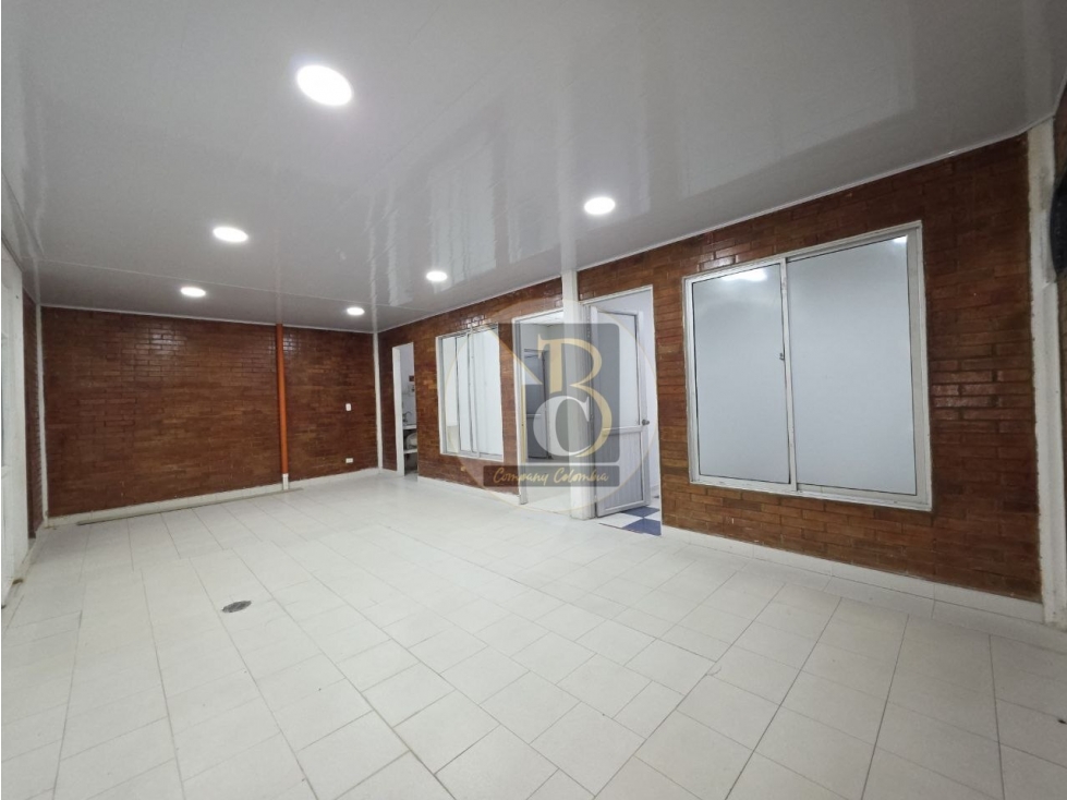 VENTA DE CASA USO MULTIPLE BARRIO LAS FERIAS EN AGUAZUL CASANARE — foto 3