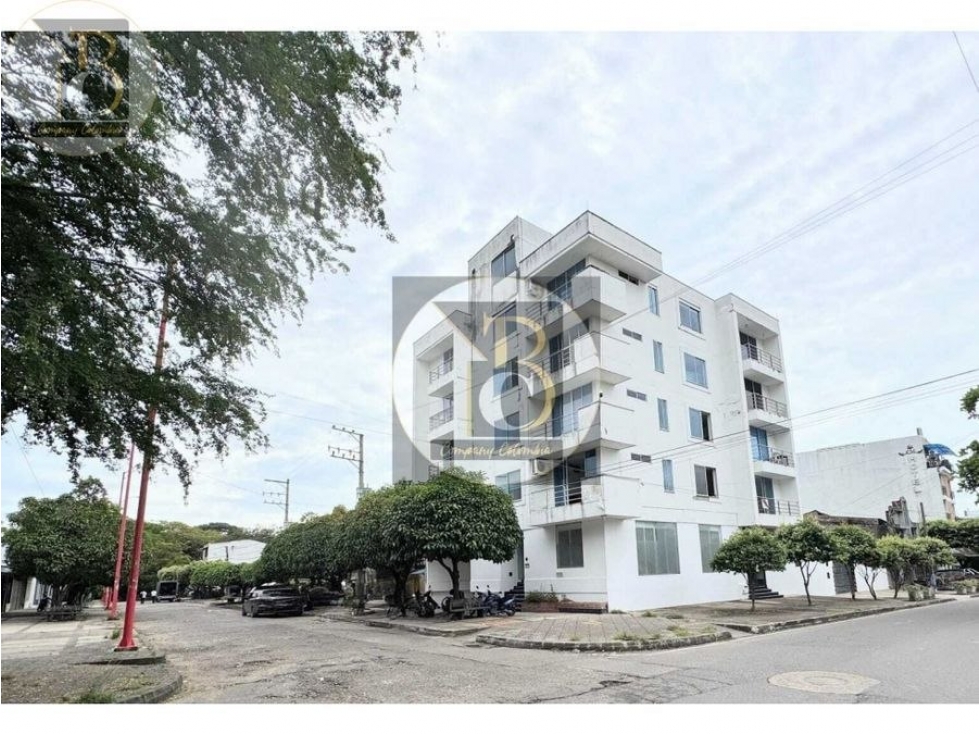 SE ARRIENDA APARTAMENTO PISO TRES - EDIFICIO BALCONES DE MONTE ARROYO