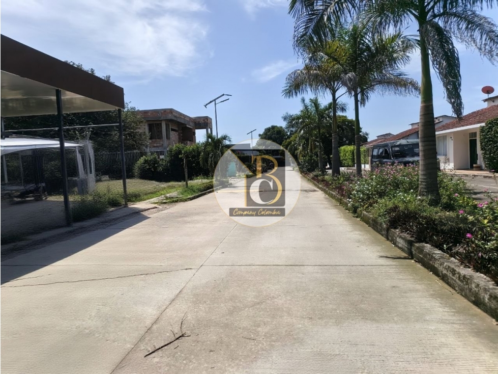 LOTE EN VENTA CONJUNTO PRIVADO TIERRA DE FLORES — foto 3