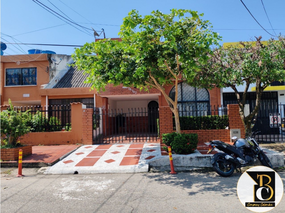 CASA COMERCIAL EN VENTA EN EL BARRIO EL BROZQUERO YOPAL - 1