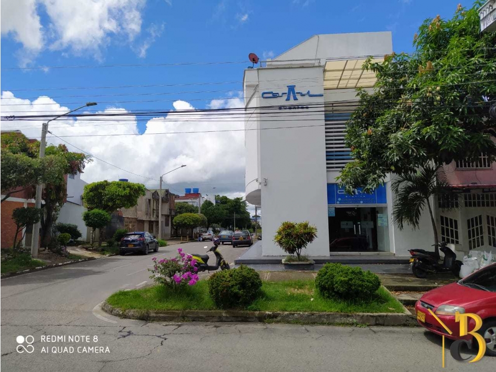 ARRIENDO TERCER PISO EDIFICIO CASA AZUL BARRIO CARIBABARE YOPAL - 2