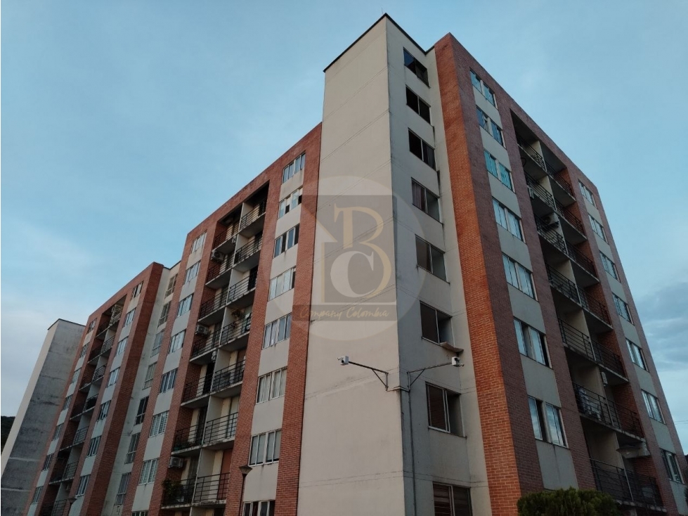 SE ARRIENDA APARTAMENTO PISO 7 - CONJUNTO PRADOS DE VALVERDE - 1