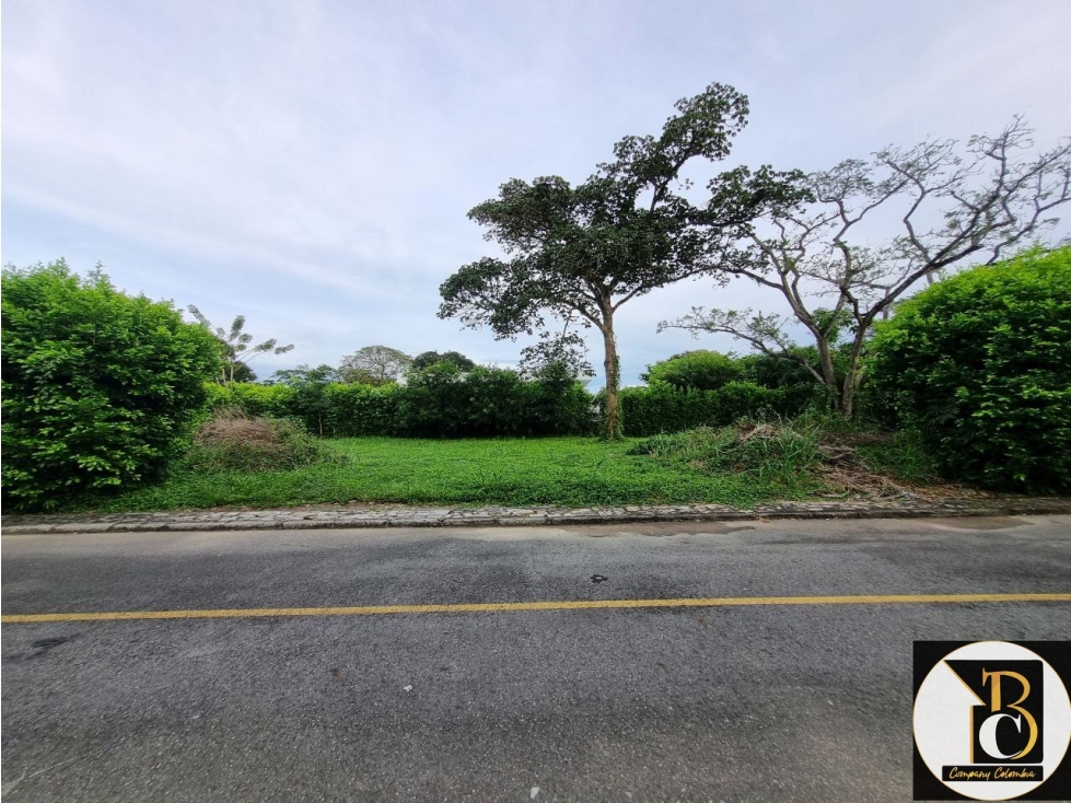 VENTA DE LOTE EN CONDOMINIO HUMEDALES DE MERECURE YOPAL