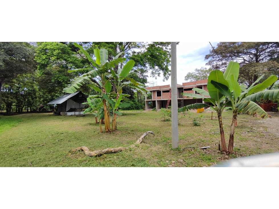 SE VENDE LOTE 1.389.96 M2 VIA SIRIVANA KM 3.5 URB LA POSADA YOPAL — foto 5
