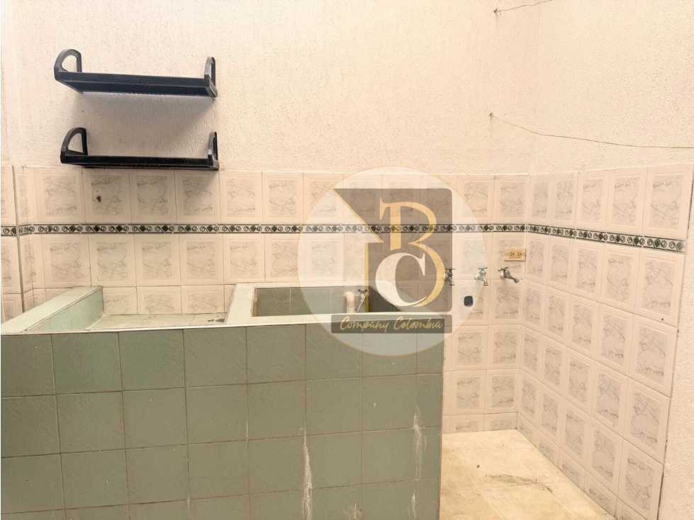 SE VENDE CASA DE 2 DOS PISOS BARRIO LAS PALMERAS — foto 4