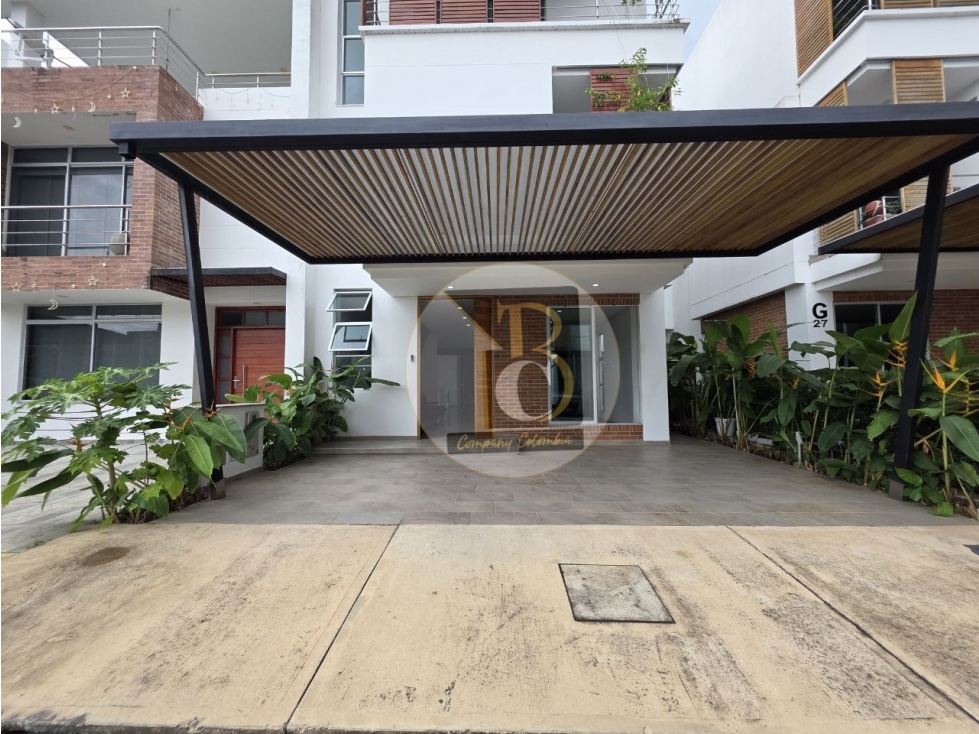 VENTA DE CASA MODERNA CONJUNTO VALLE DE LOS GUARATAROS YOPAL C. — foto 2