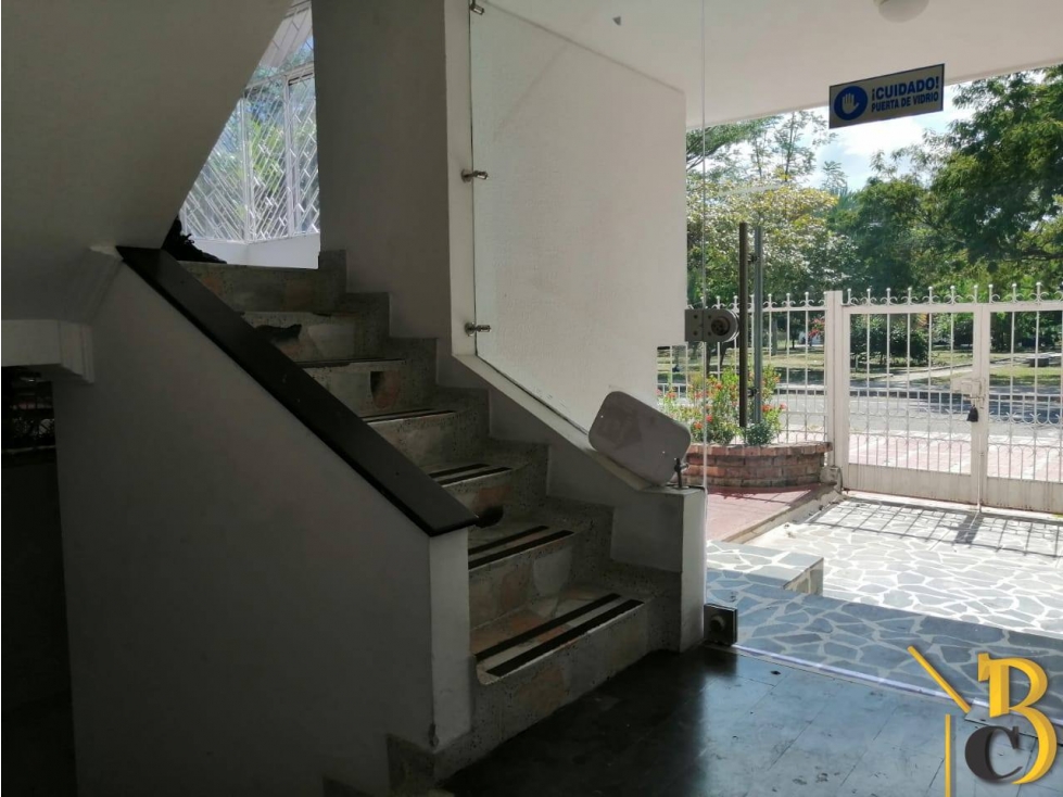 ARRIENDO CASA PARA EMPRESA BARRIO LOS HELECHOS — foto 5