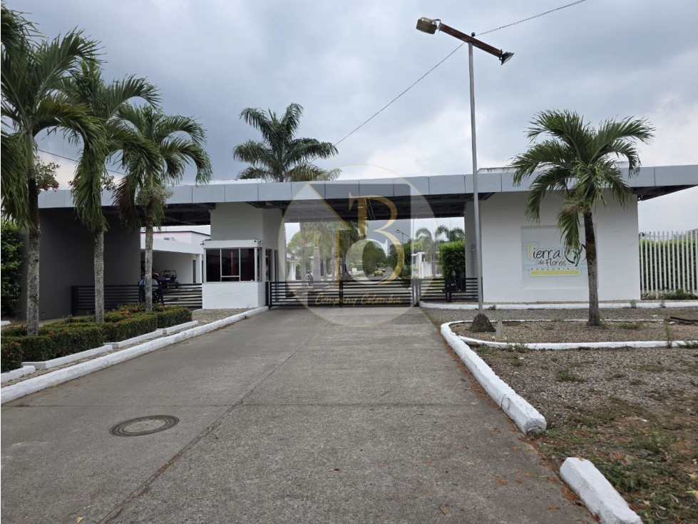 VENTA DE CASA CAMPESTRE CONJUNTO TIERRA DE FLORES YOPAL - 2