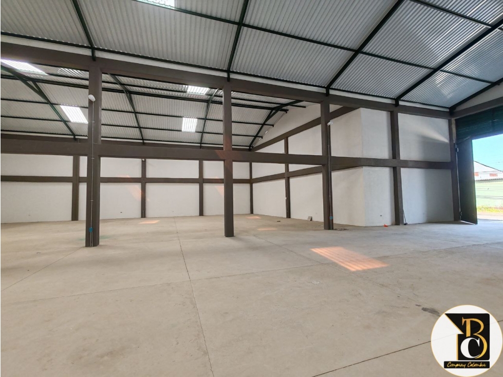 BODEGA NUEVA EN ARRENDAMIENTO Y VENTA SOBRE CALLE 28 CON 23 YOPAL - 6