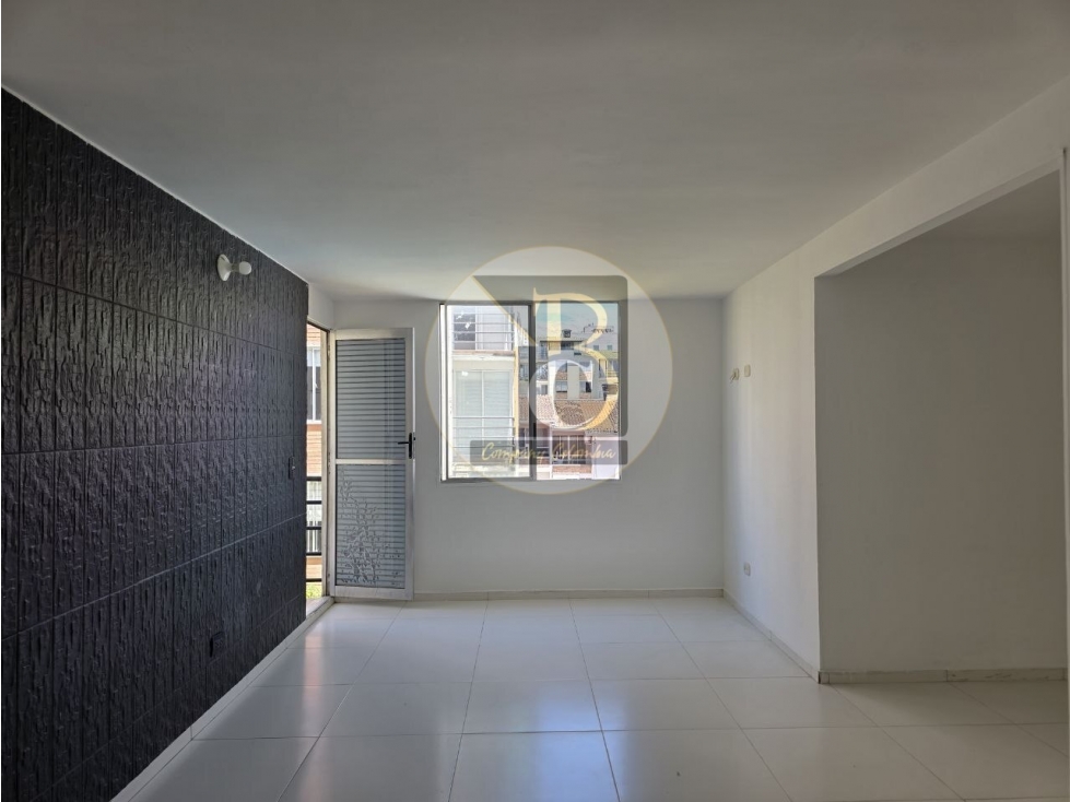 ARRIENDO APTO TERCER PISO ALTOS DE MANARE 2. — foto 4