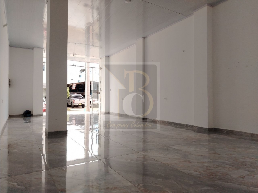 SE ARRIENDA LOCAL COMERCIAL PRIMER PISO - EDIFICIO SAN JORGE - 5