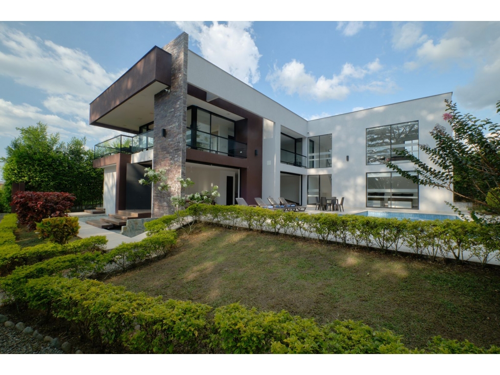 Casa Campestre bifamiliar en venta sector Vía Aeropuerto