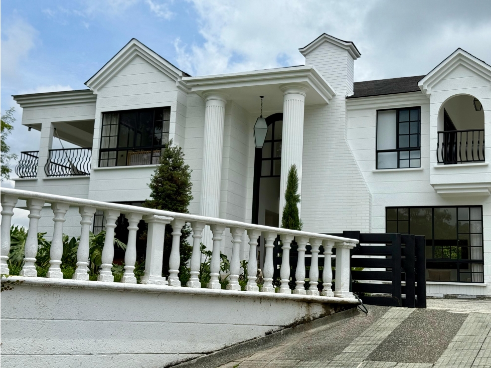 Casa campestre en venta recién remodelada sector Vía Circasia-Armenia