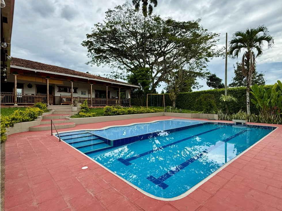 Casa campestre en venta sector Aeropuerto el Edén — foto 3