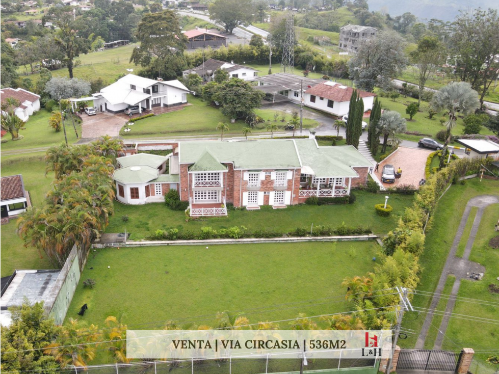Casa campestre para la venta via Circasia-Armenia