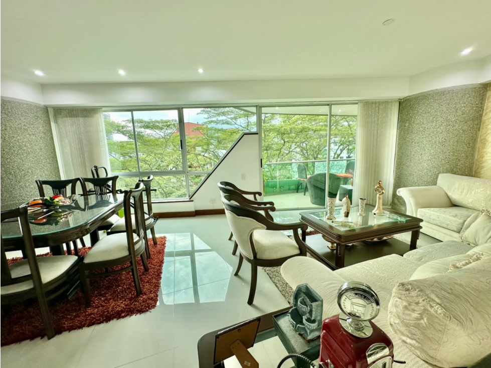 Apartamento amoblado en renta sector Castellana - 1