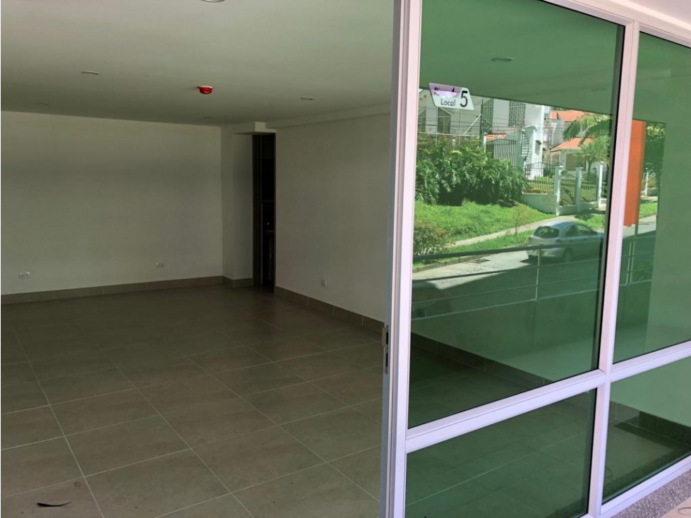Local en venta sector Avenida 19 Norte - 2