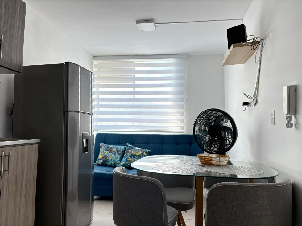 Apartaestudio en arriendo AMOBLADO sector Colegio San Luis — foto 3