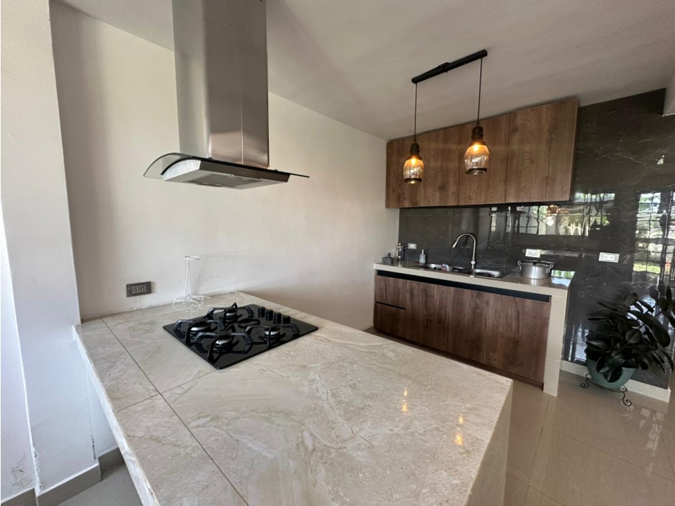 Casa comercial en venta sector cerca al parque principal - 2