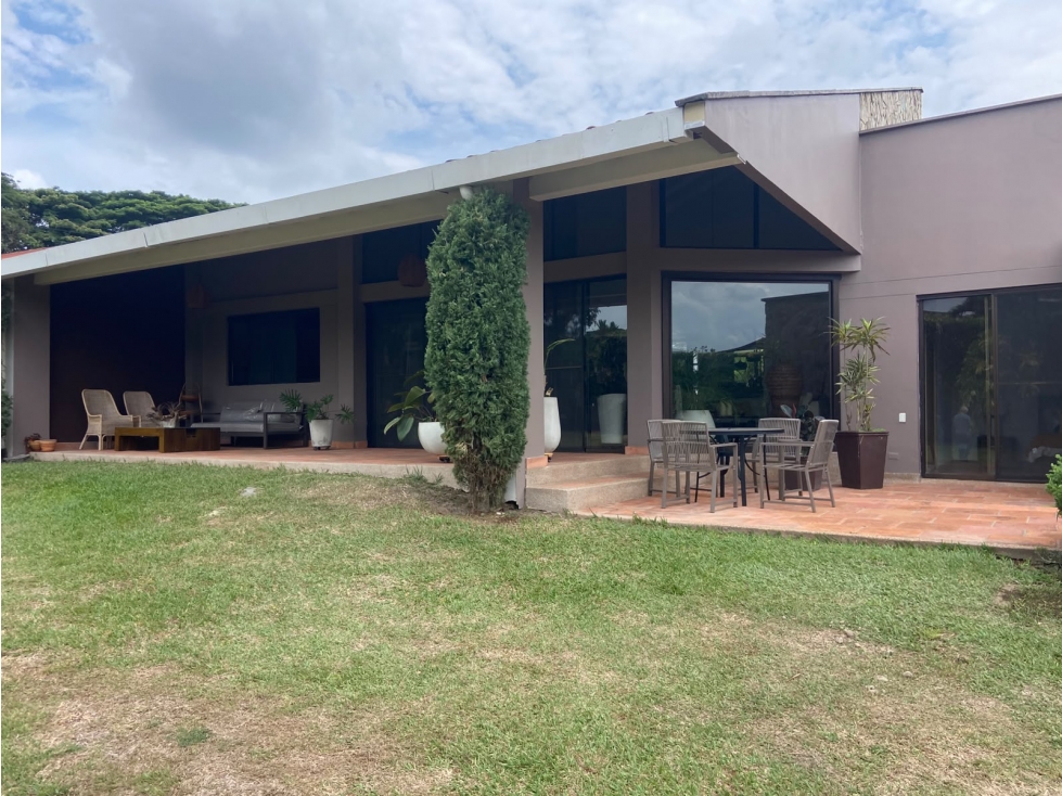 Casa campestre en venta sector Club Campestre